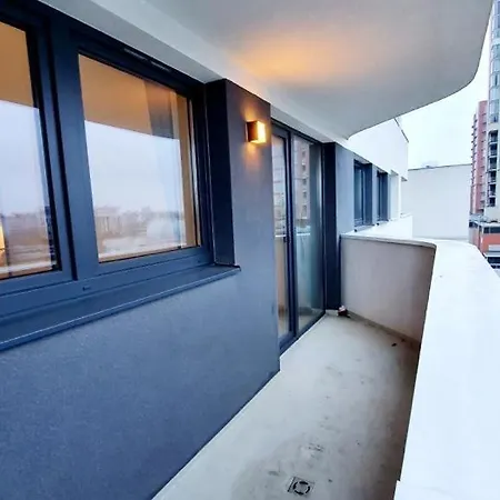 New Apt, Parking In Garage In Matador Resident *