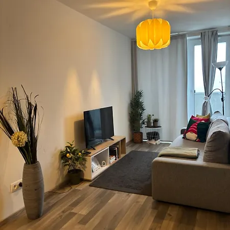 New Apt, Parking In Garage In Matador Resident Apartman